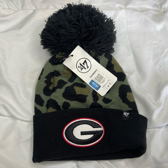 ‘47 Georgia Bulldogs Women’s Bagheera Knit Cuffed Beanie. - Picture 2 of 4